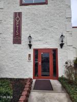 featured image of 555 E Main St #211