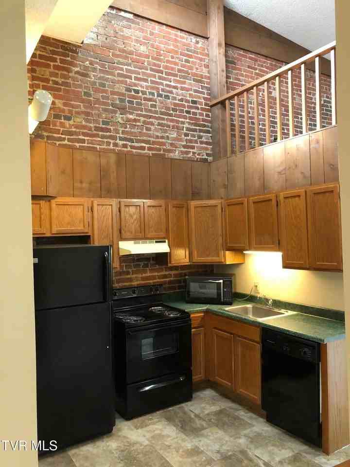 555 E Main St #211 - Photo 4 of 14