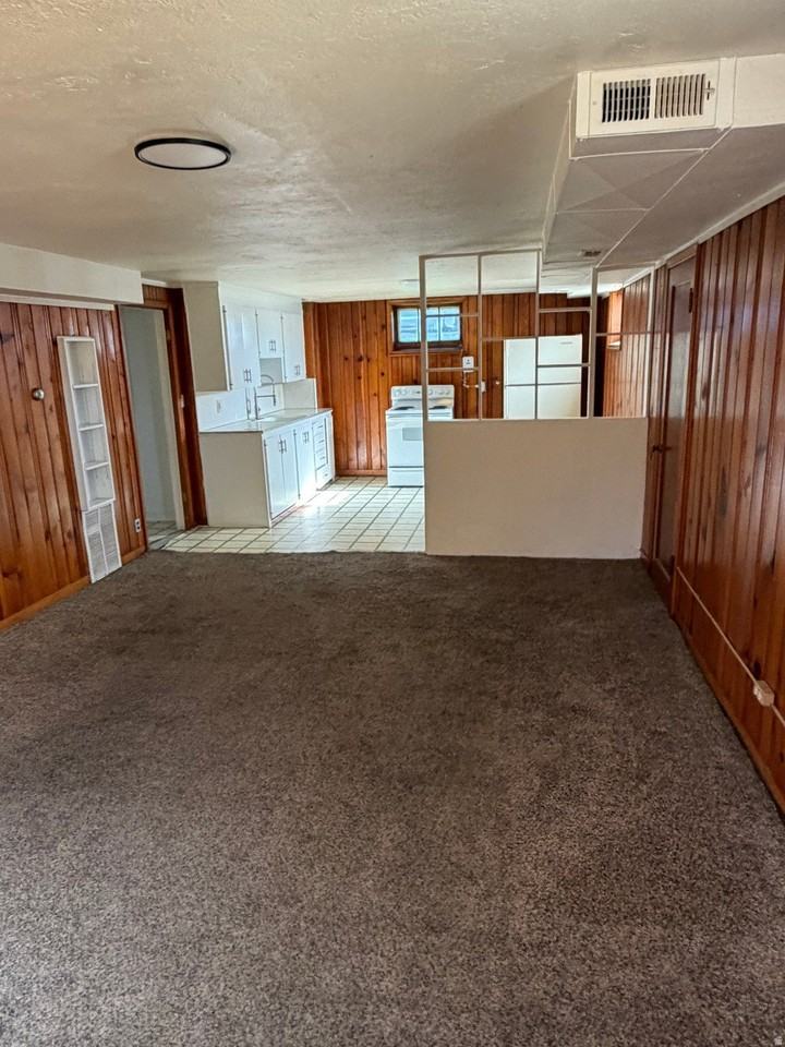 3546 Van Buren Ave - Photo 3 of 15