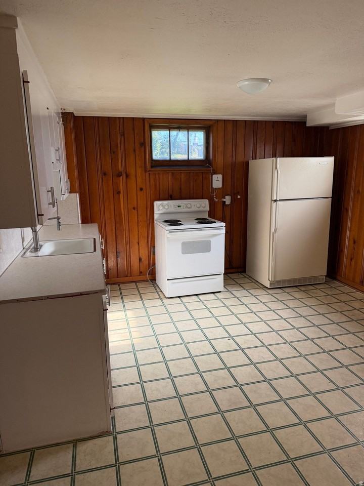 3546 Van Buren Ave - Photo 5 of 15