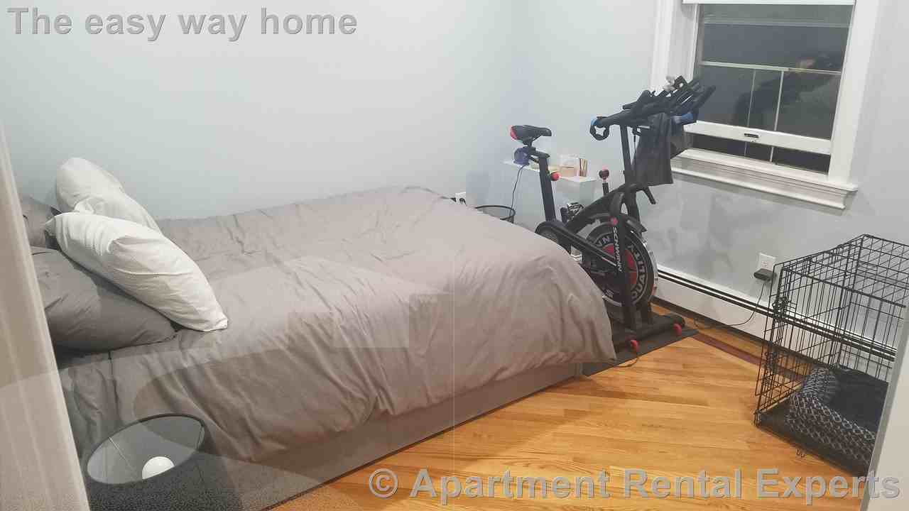111 Sciarappa St #5 - Photo 3 of 9