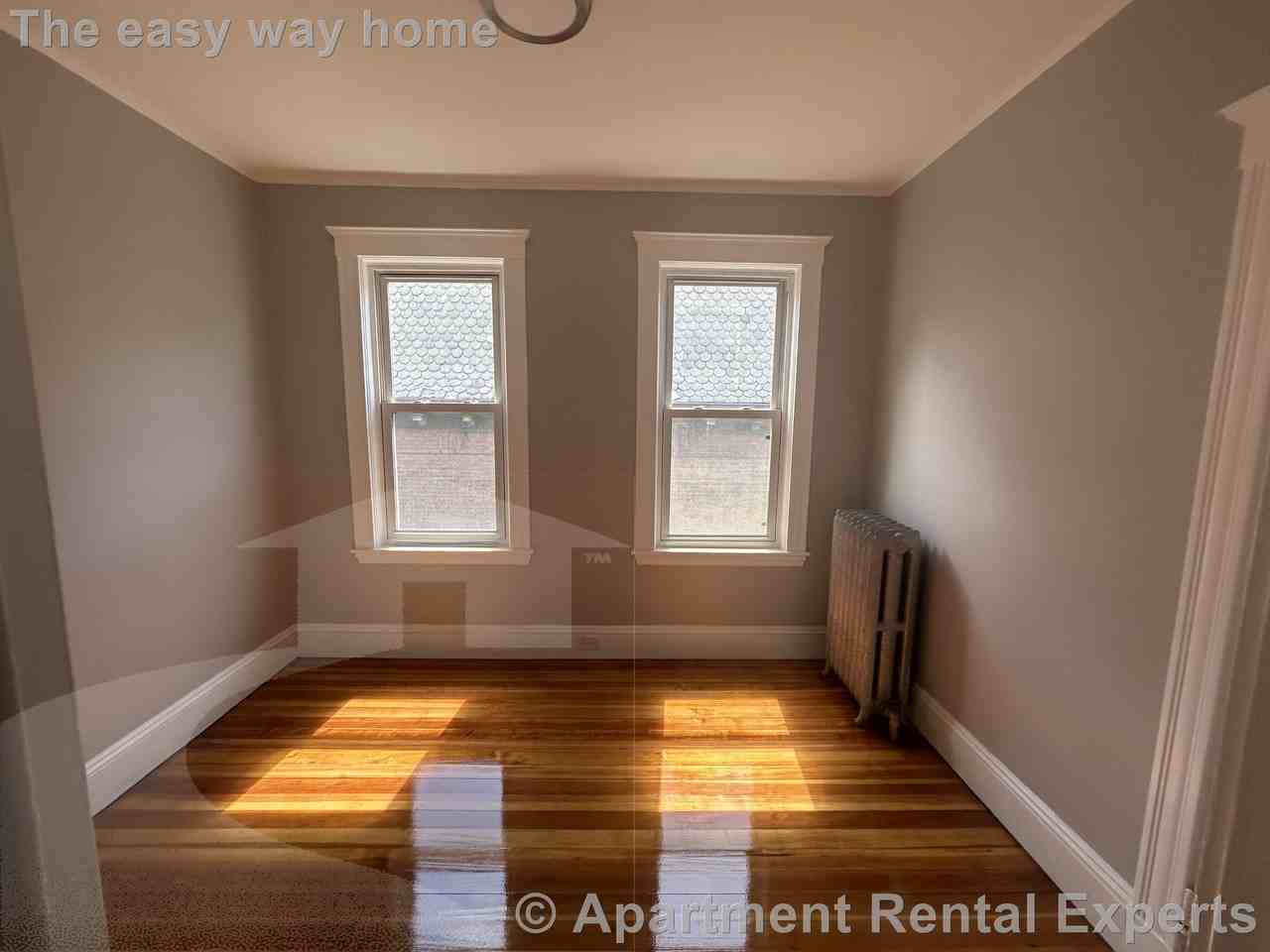 427 Broadway #3 - Photo 3 of 16