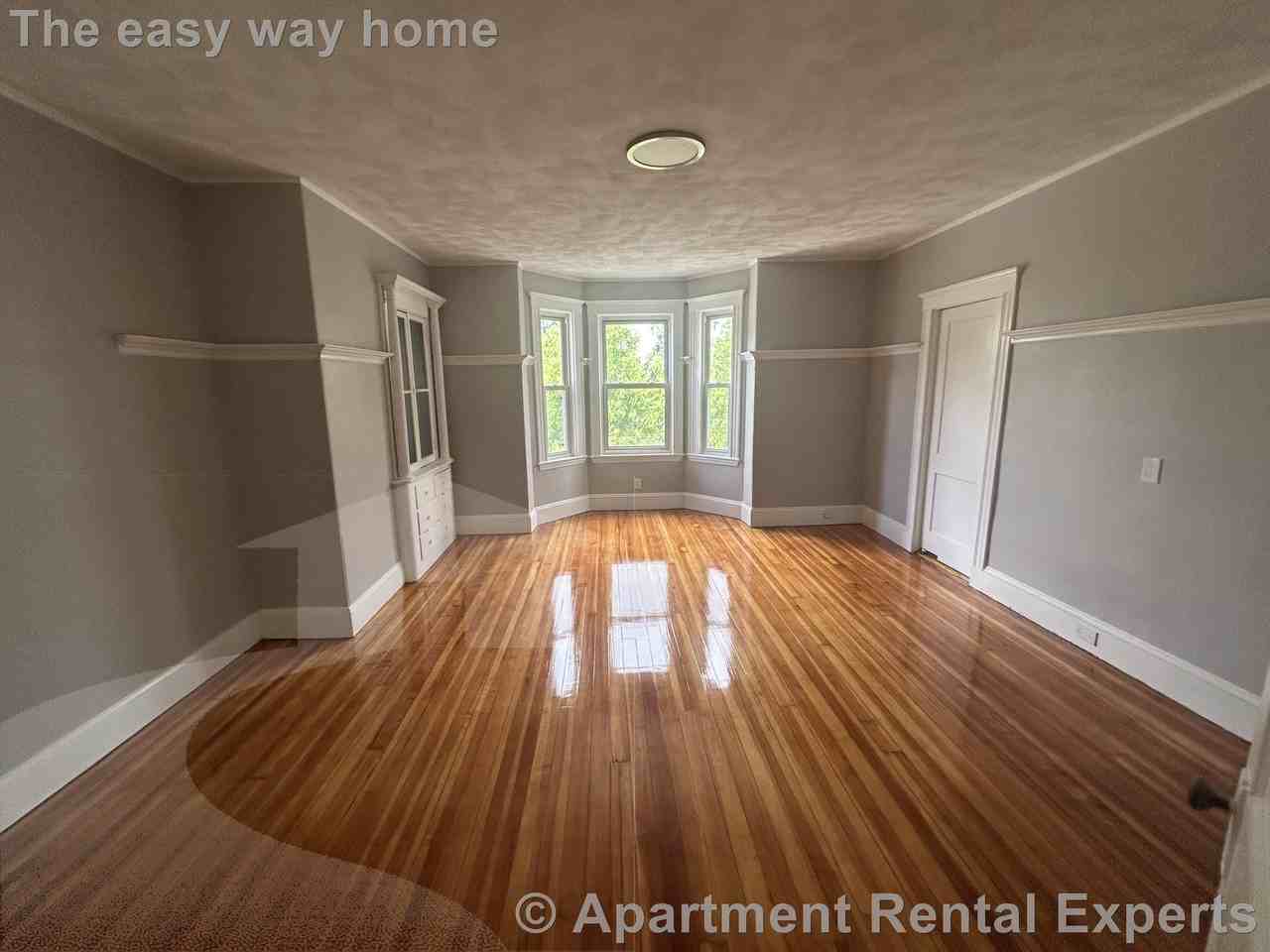 427 Broadway #3 - Photo 6 of 16