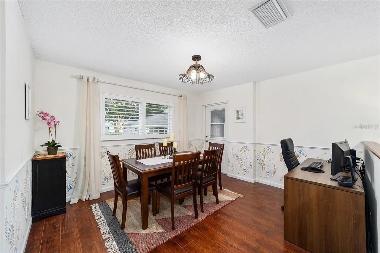 9697 Sw 94th Ct - Photo 6 of 16