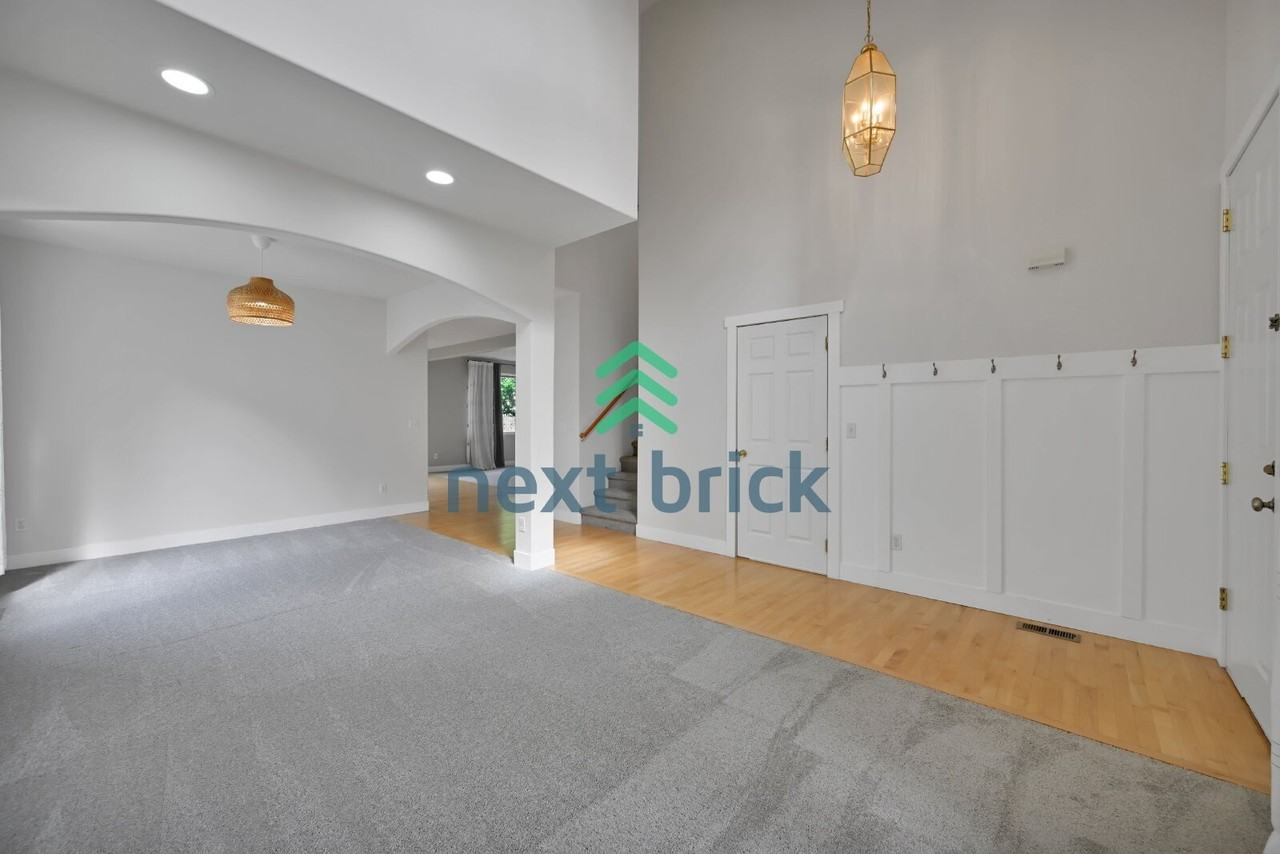 17926 14th Pl W - Photo 5 of 32