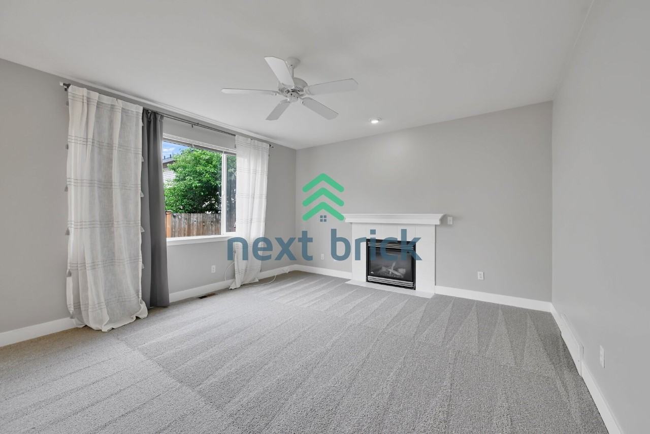 17926 14th Pl W - Photo 6 of 32