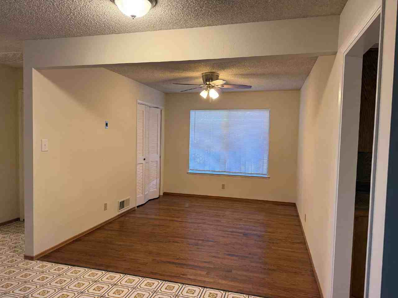 2276 Cherry Ave - Photo 3 of 10