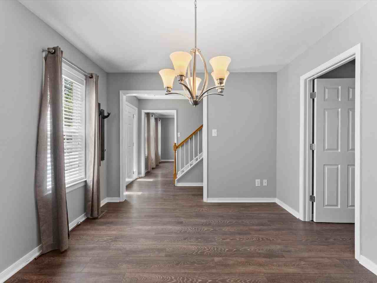 6912 Dartmouth Ave - Photo 6 of 39