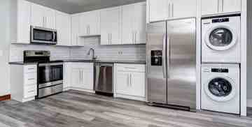 featured image of 915 Pleasant St #2R