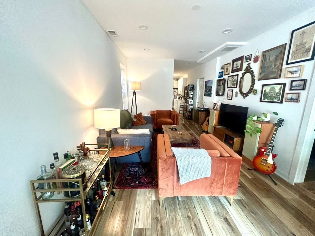 1806 N Paulina St #1F - Photo 4 of 11