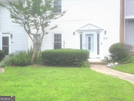 838 Heritage Sq - Photo 1 of 1