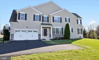 featured image of 1035 Thorndale Dr