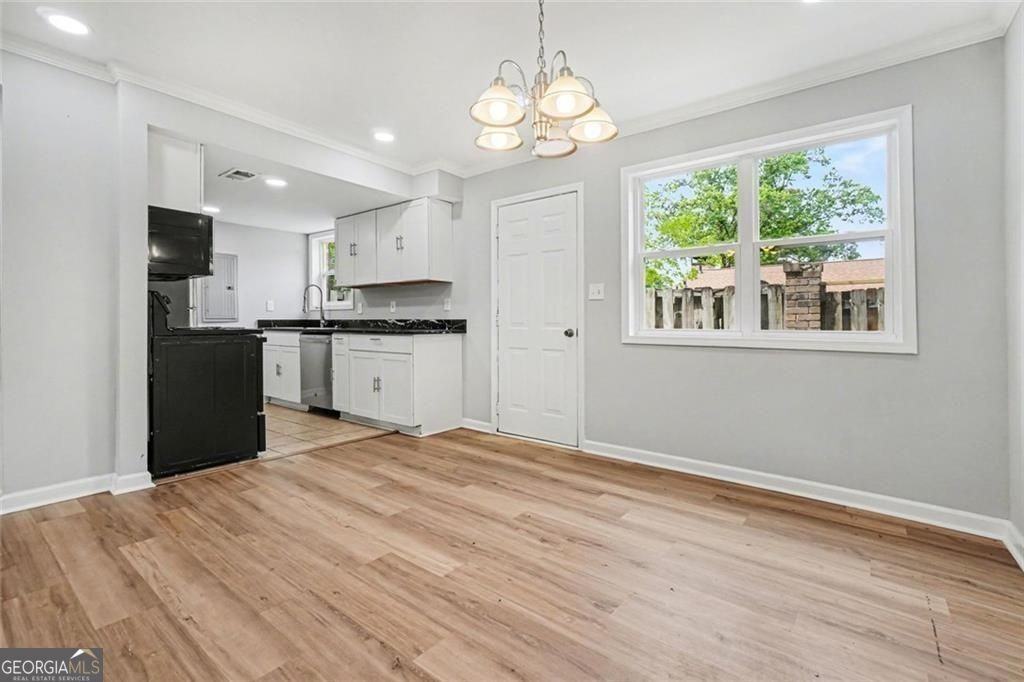 2952 N Dekalb Dr - Photo 5 of 14