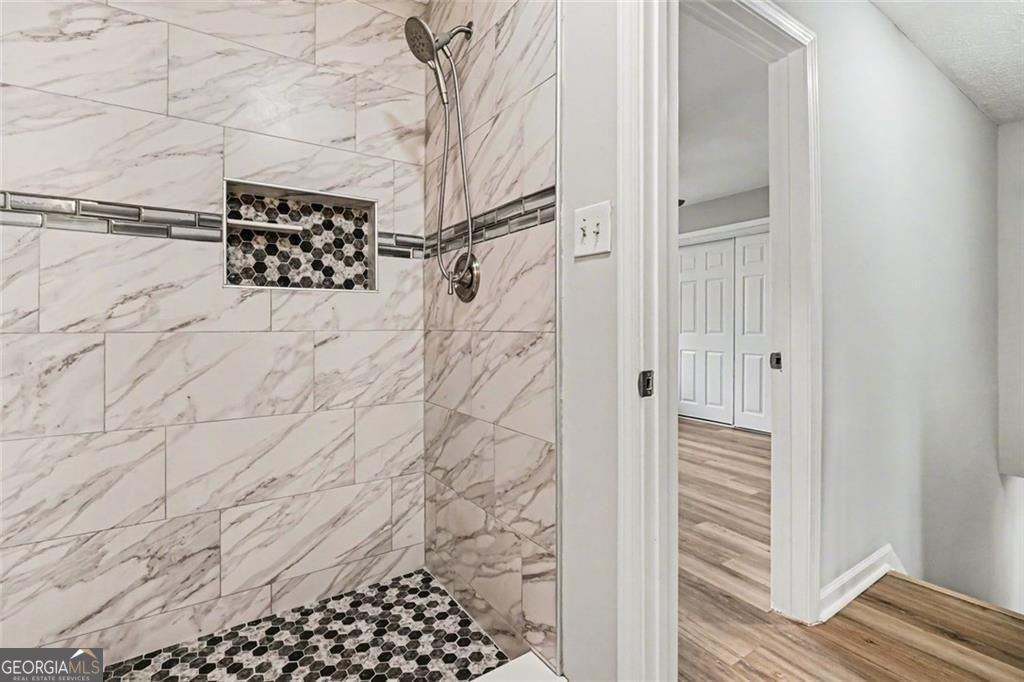2952 N Dekalb Dr - Photo 6 of 14
