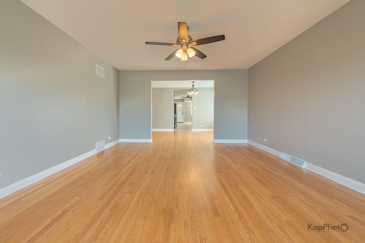 8500 W Carmen Ave - Photo 5 of 32