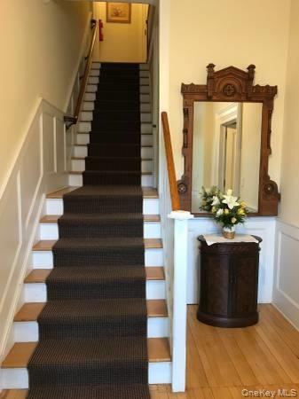 11 Maurice Ave - Photo 3 of 18
