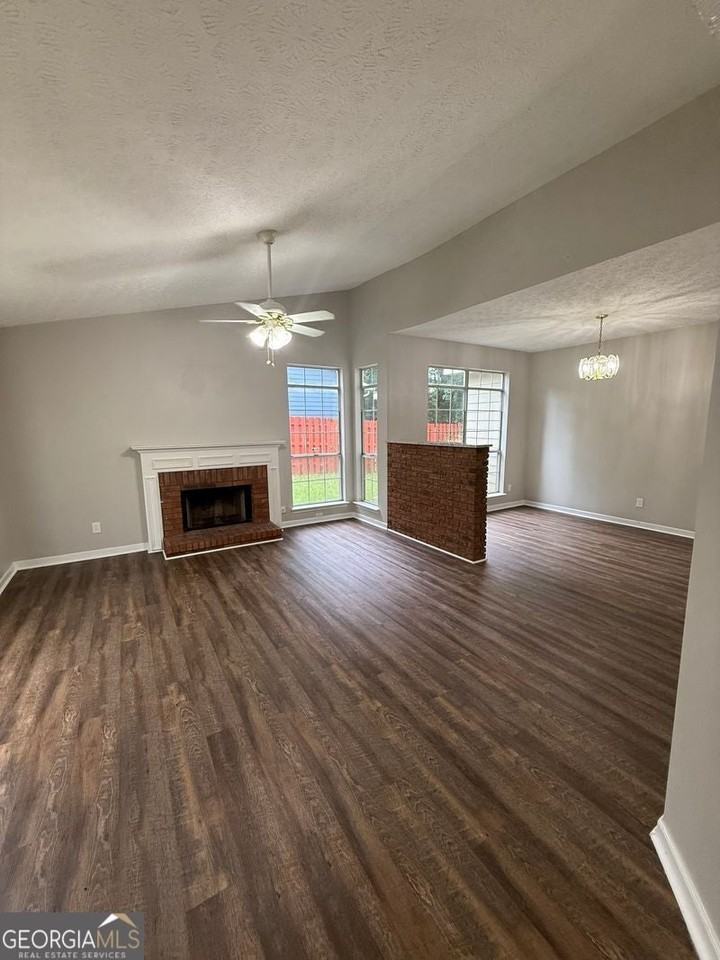 10375 Larrack Ct - Photo 2 of 12