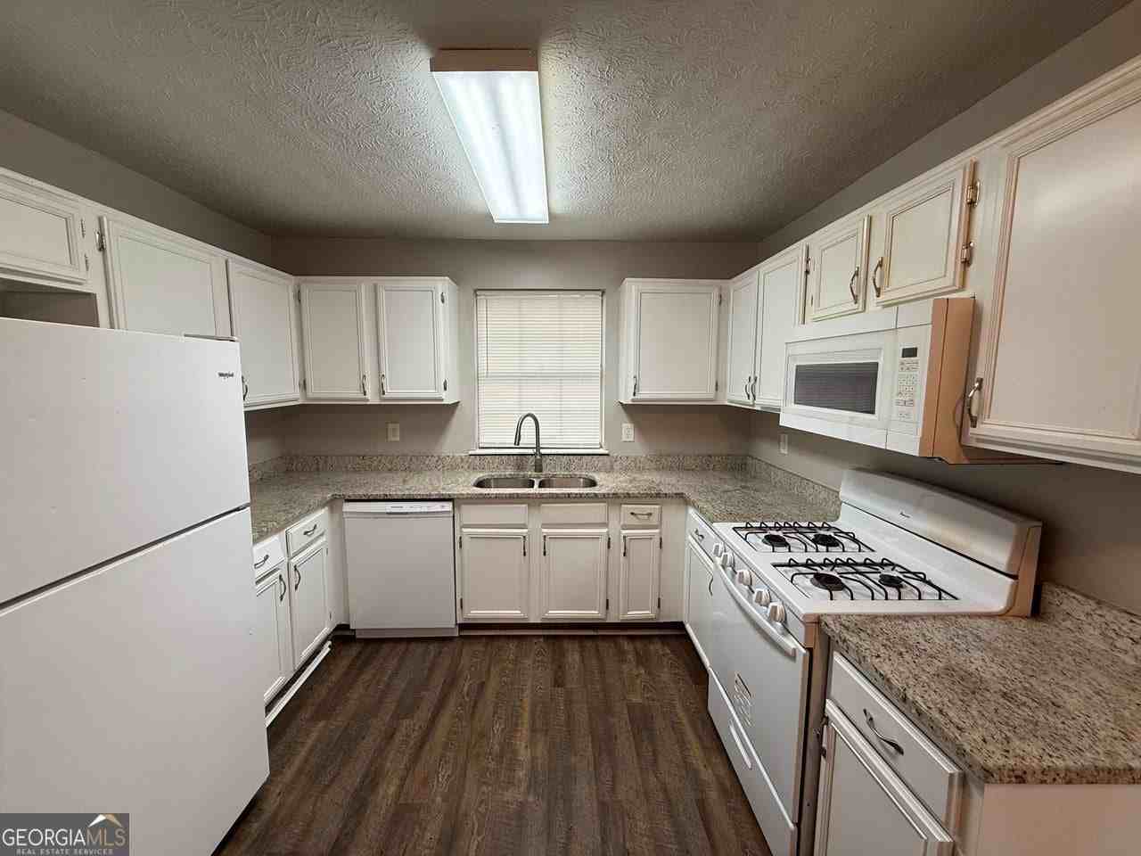 10375 Larrack Ct - Photo 4 of 12