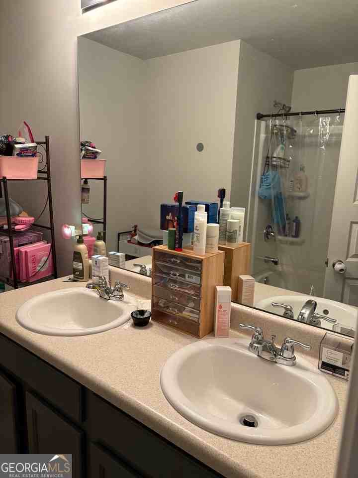 2496 Piering Dr - Photo 7 of 17