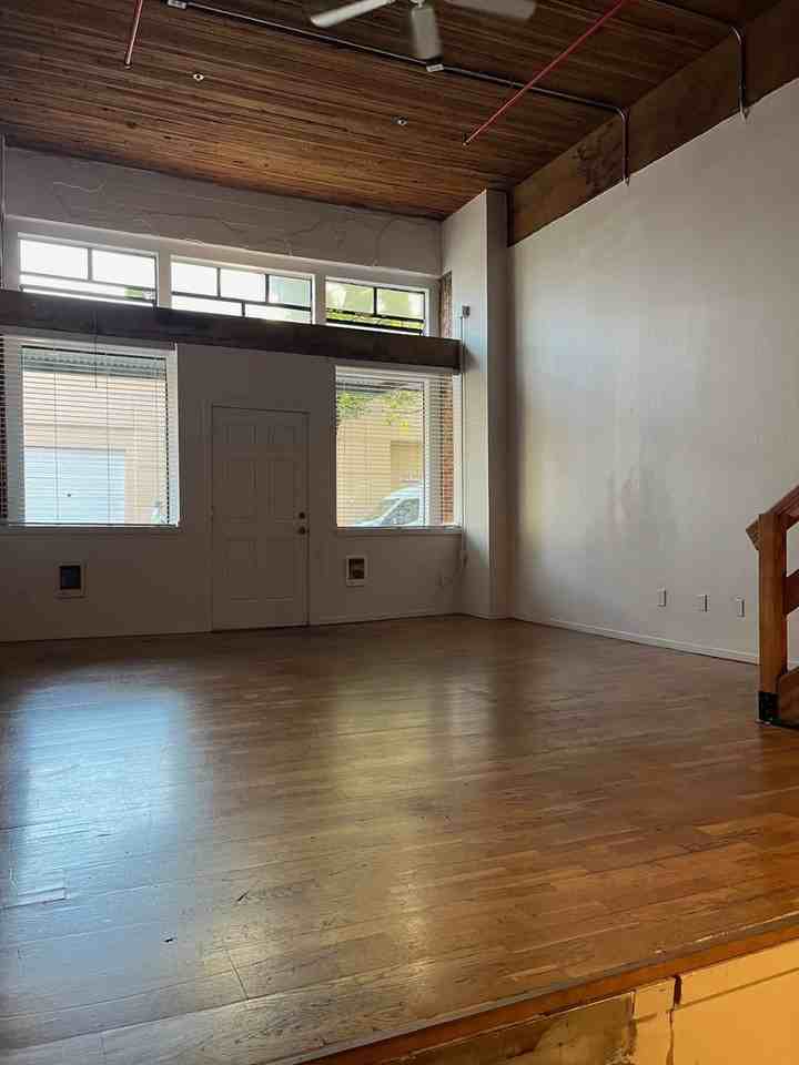 Everett Station Lofts - Photo 5 of 16