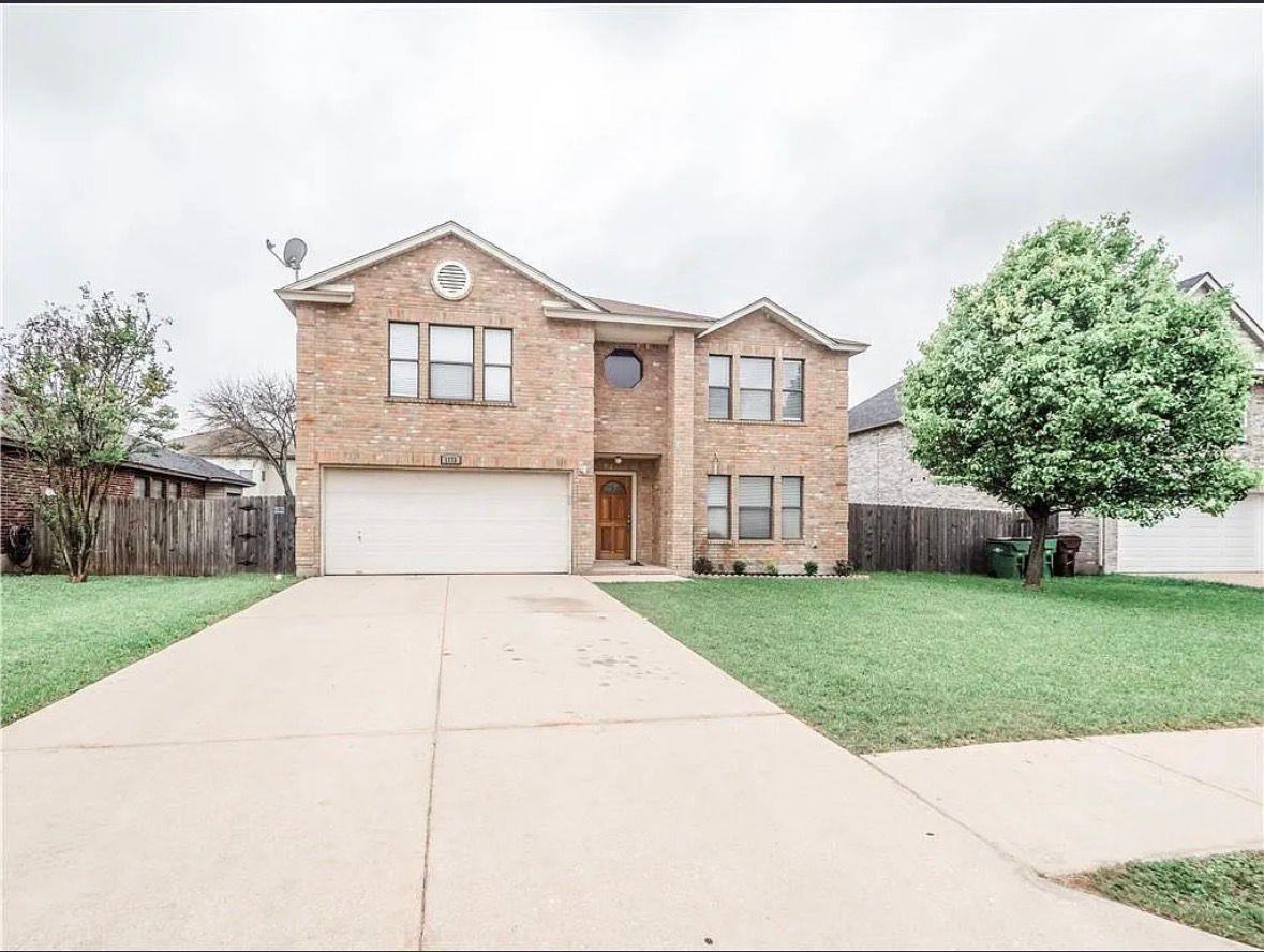 1173 Forest Bluff Trl - Photo 3 of 31