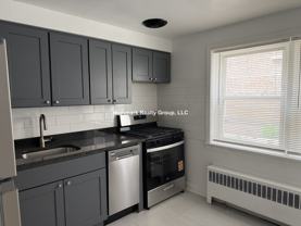 6721 N California Ave #GW1 - Photo 1 of 1