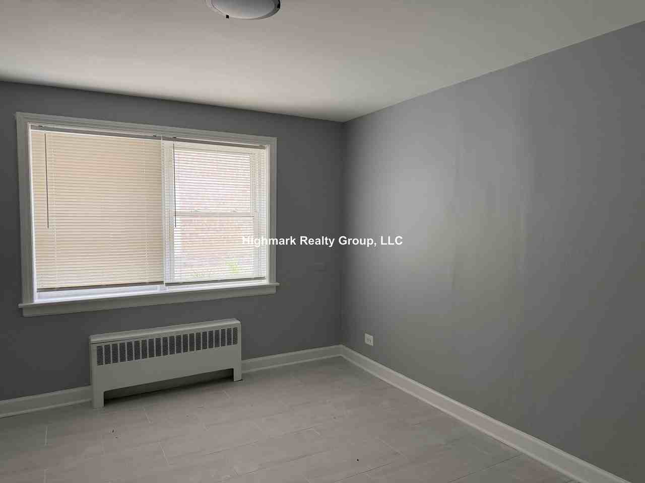 6721 N California Ave #GW1 - Photo 6 of 12