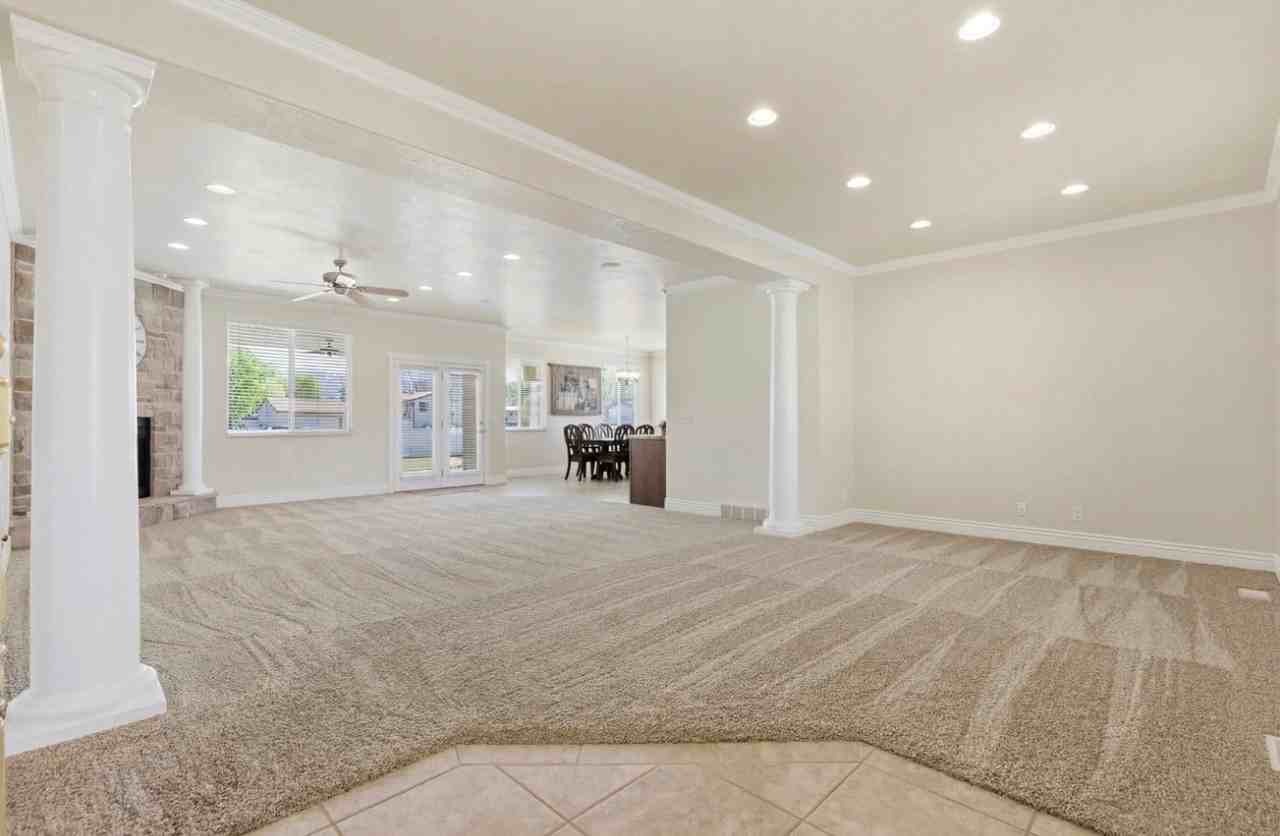2191 Sw - Photo 4 of 16