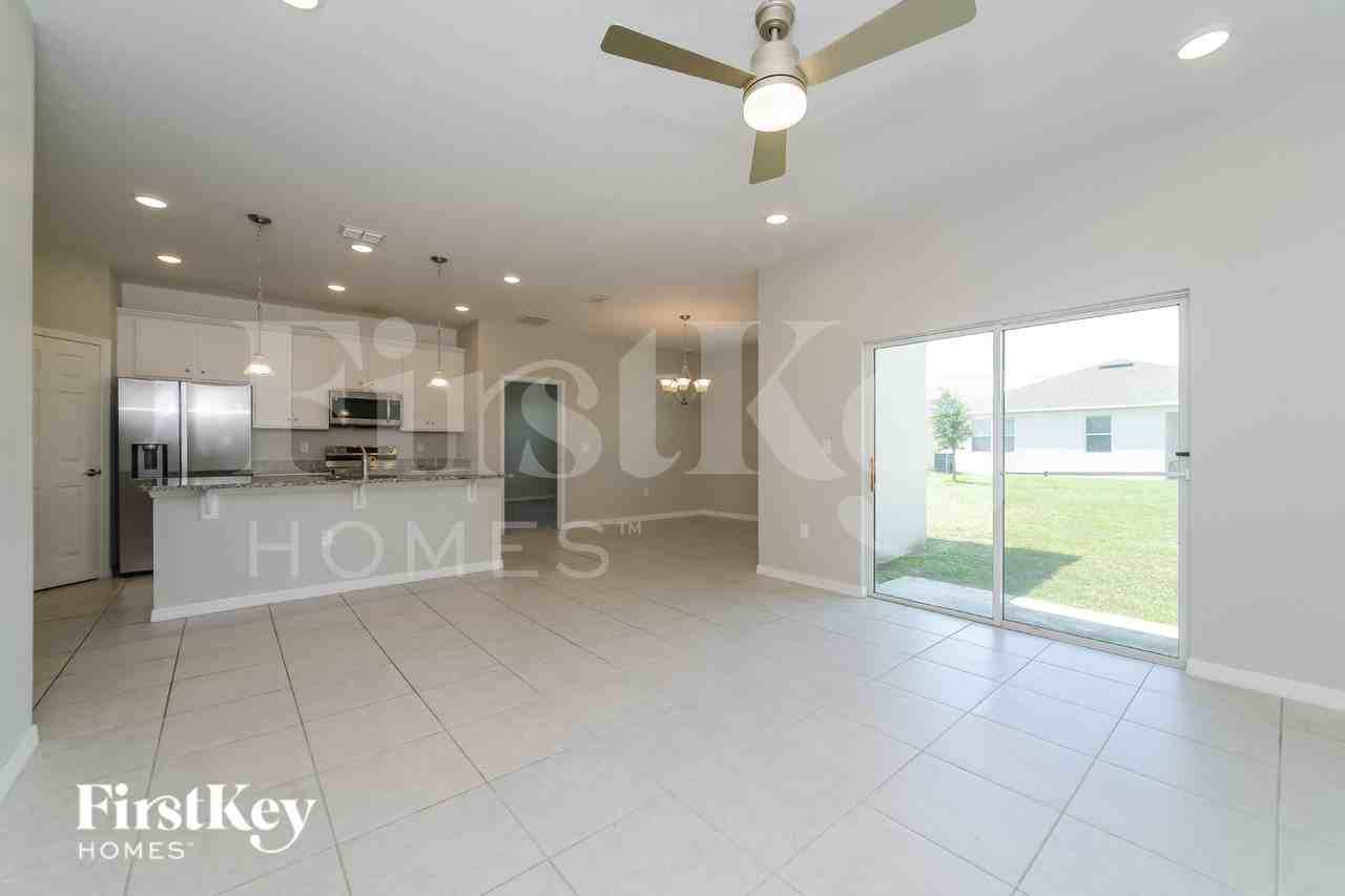 1218 Ponca Rd - Photo 3 of 20