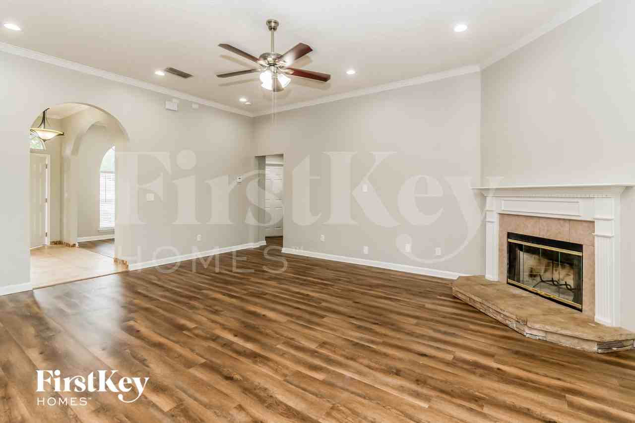 2705 Ravine Hill Dr - Photo 3 of 16