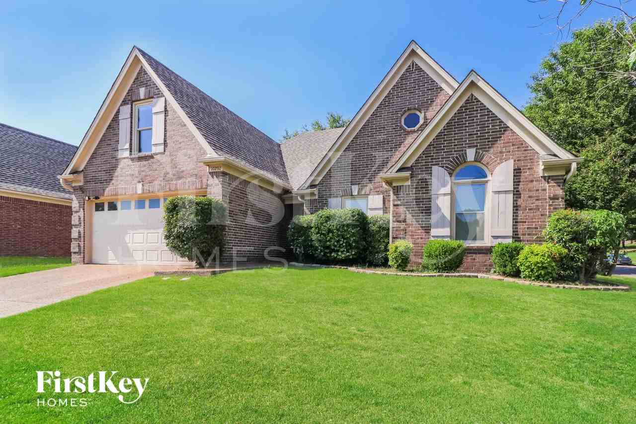 10292 Green Moss Dr N - Photo 2 of 15