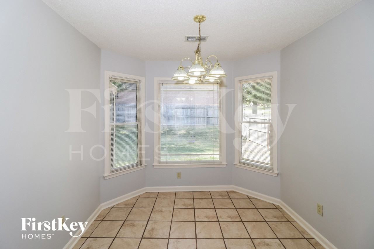 10292 Green Moss Dr N - Photo 6 of 15