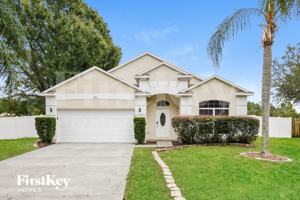 featured image of 495 Lancer Oak Dr