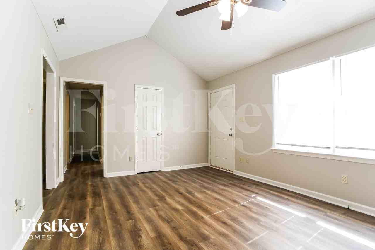 814 Dewey St - Photo 5 of 19