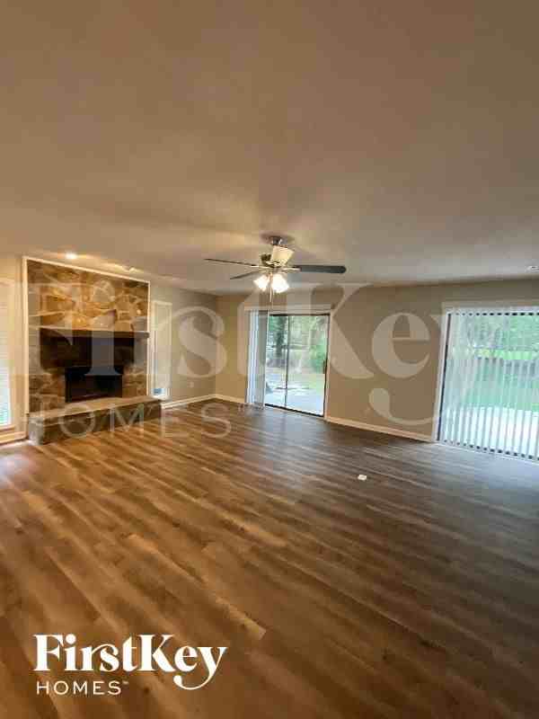 104 Lancers Loft - Photo 2 of 12