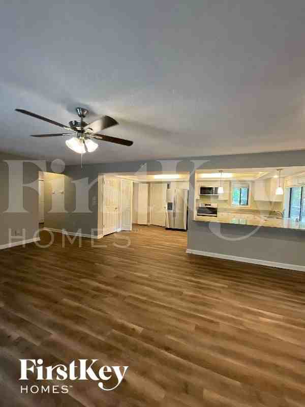 104 Lancers Loft - Photo 4 of 12