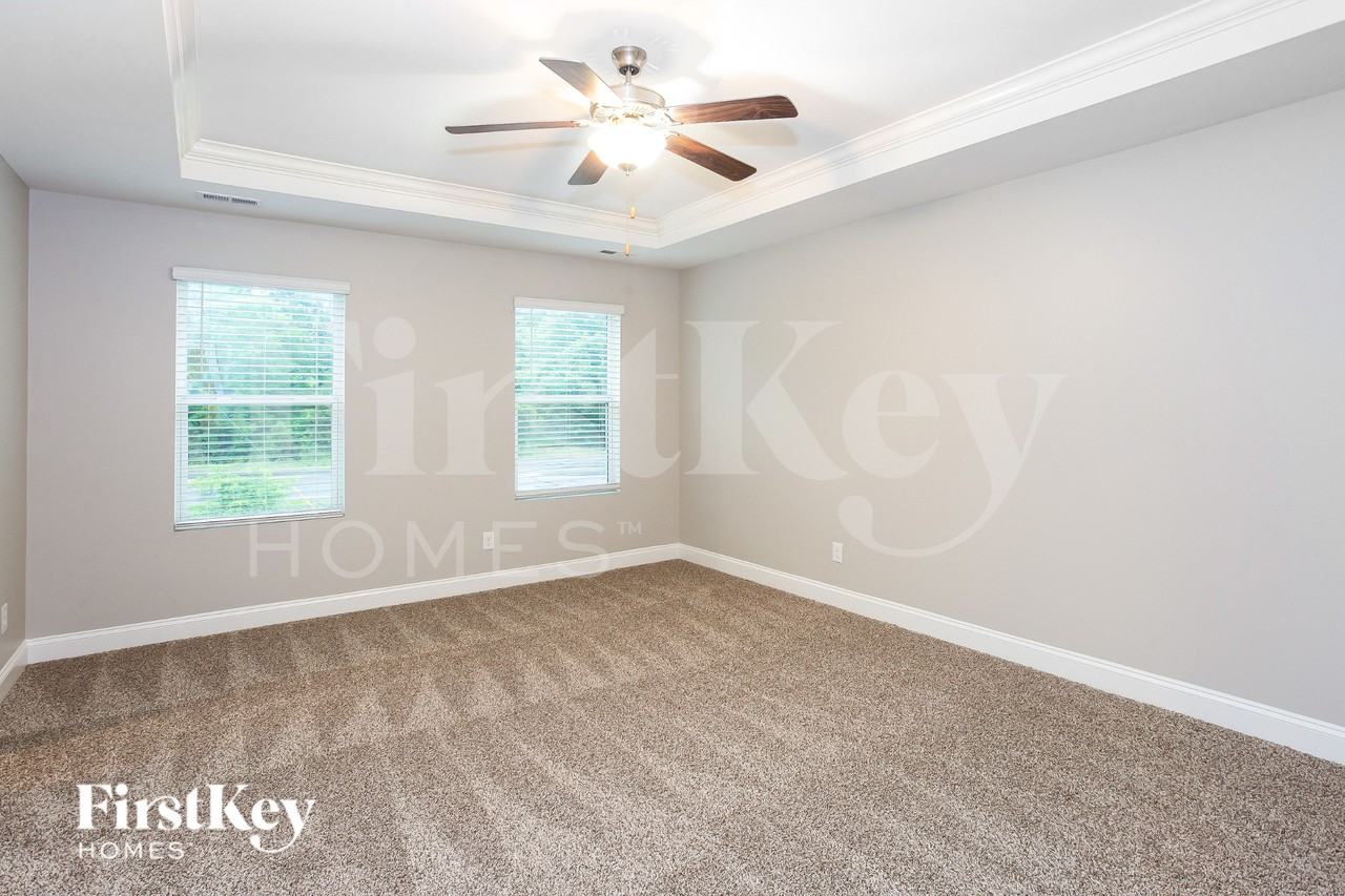 9006 Evans Woods Dr - Photo 7 of 19