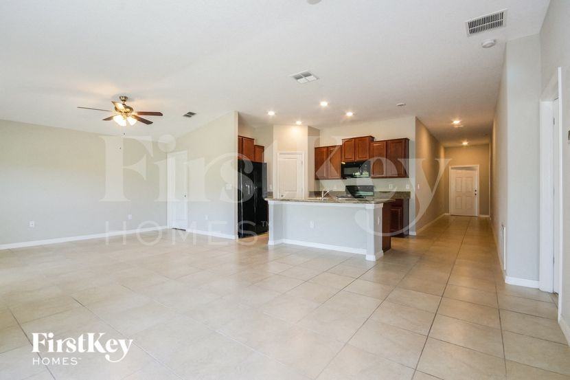 9637 Sage Creek Dr - Photo 4 of 15