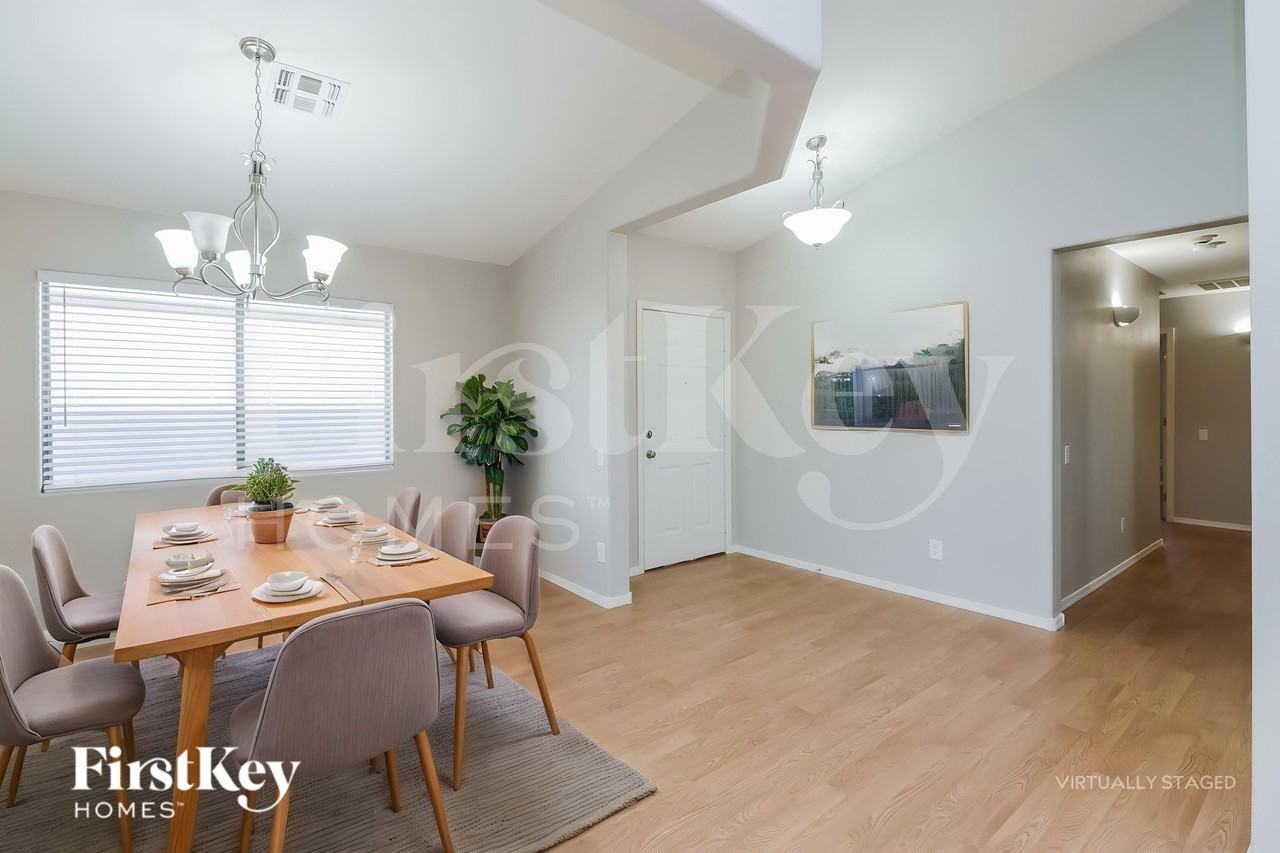 8634 E Natal Ave - Photo 7 of 18