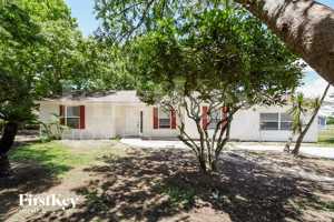 featured image of 614 Huey St