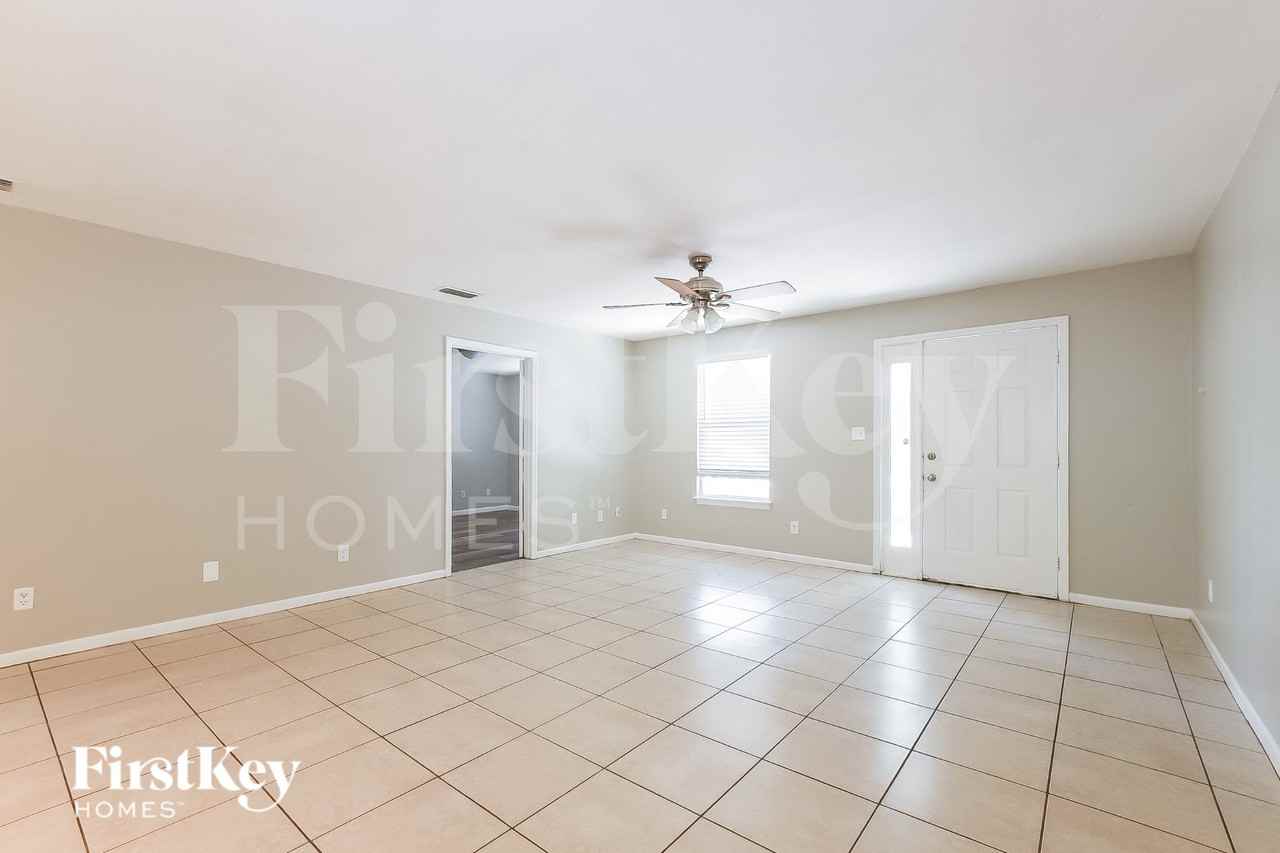 614 Huey St - Photo 2 of 20