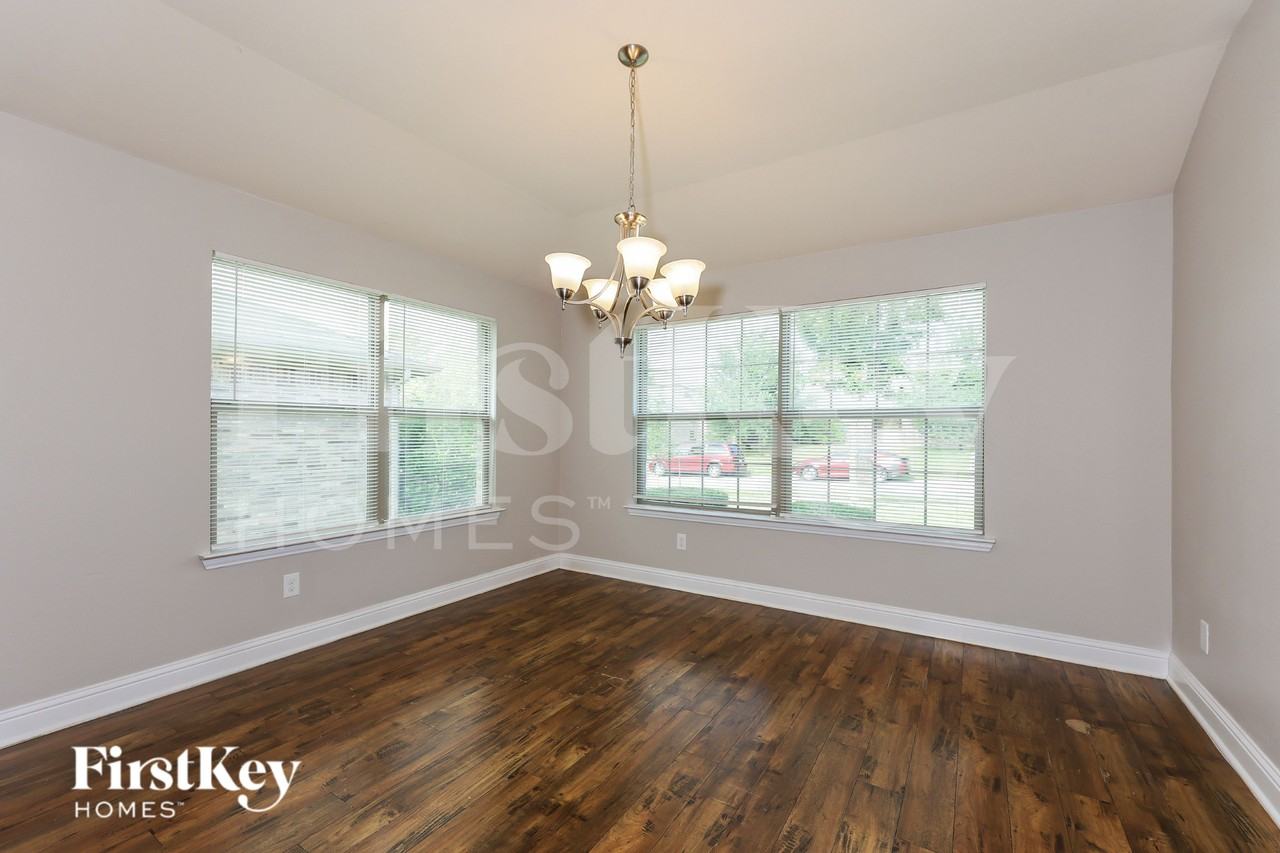 610 Canvas Ct - Photo 5 of 20