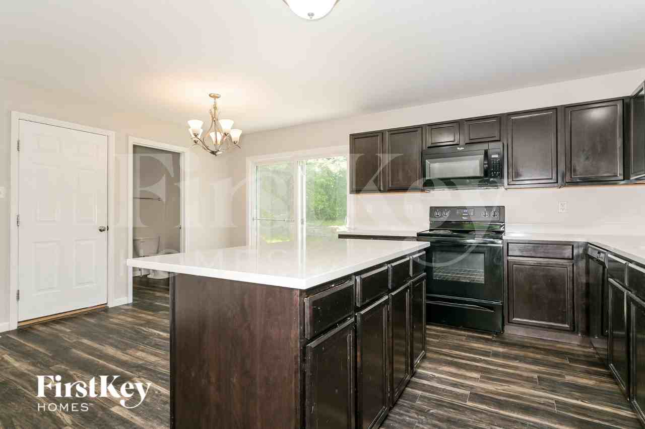 5454 Misty Crossing Ct - Photo 6 of 19