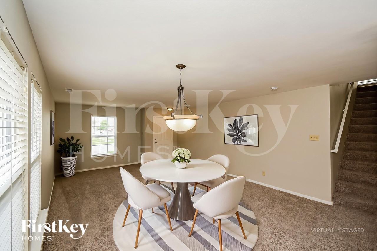 4260 Arches Ct - Photo 6 of 19