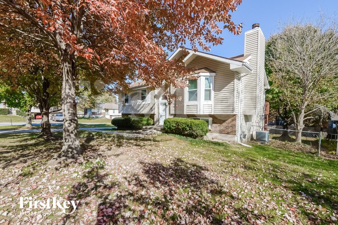 3200 Se 5th Street Ct - Photo 2 of 15