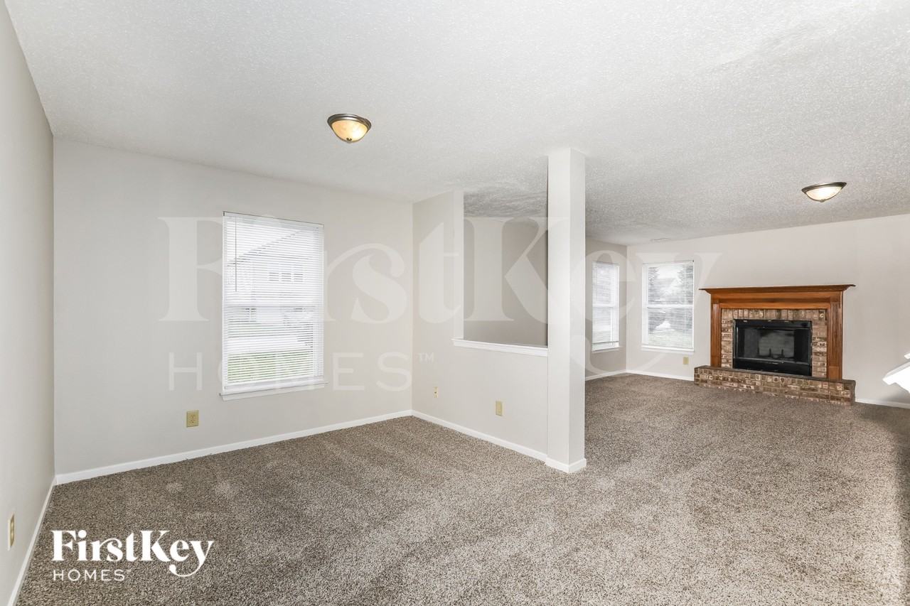 2825 Ludwig Dr - Photo 4 of 19