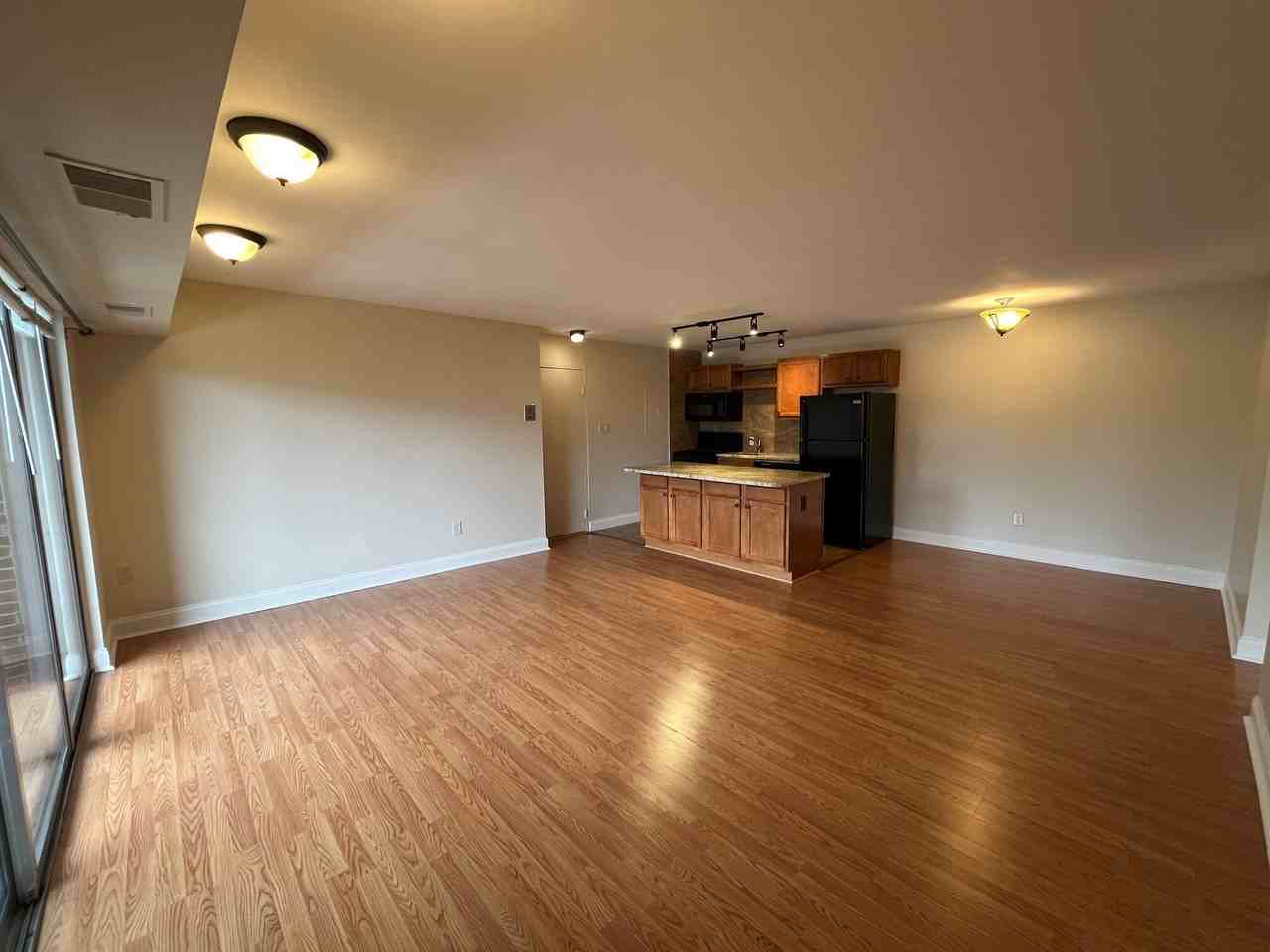 Highview 827 - Photo 5 of 19