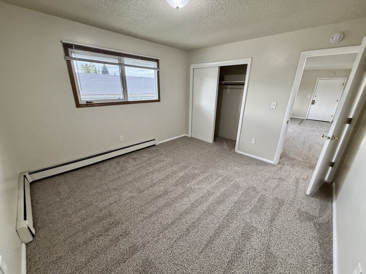 (24) 821 North Hoyt - Photo 6 of 11