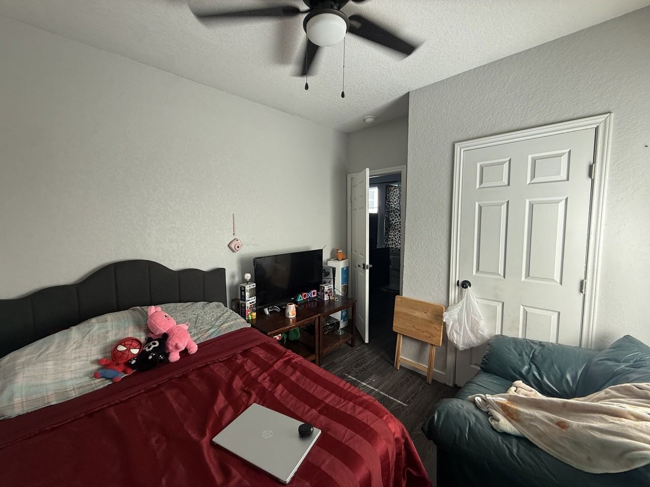 330 Barrett Place - Photo 5 of 7