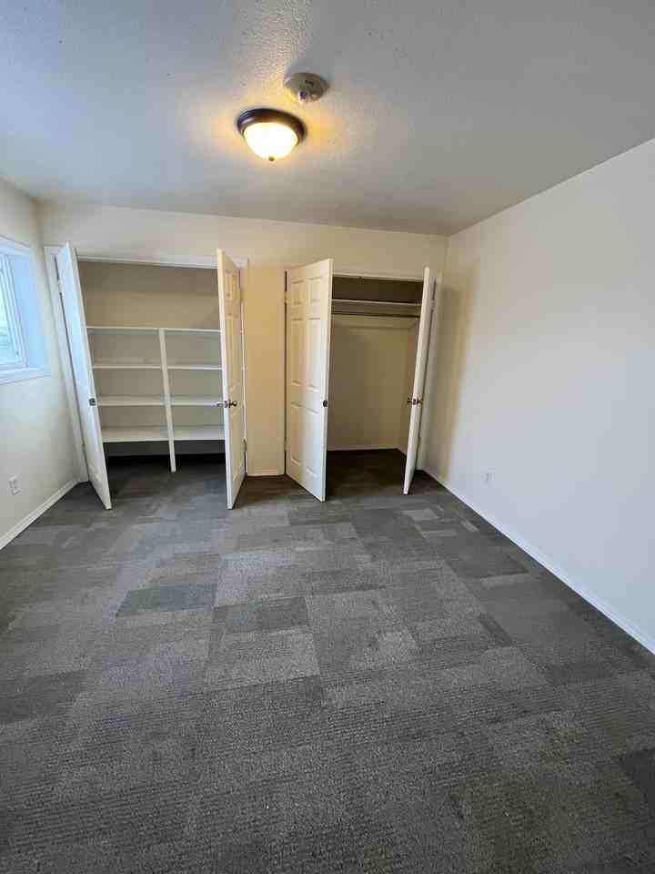 Hammett Haven - Photo 5 of 30